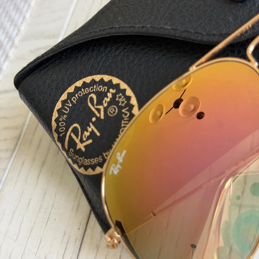 Ray-Ban Aviator Gold Frame Sunglasses with Gradient Pink Tone Lenses - Picture 6 of 7